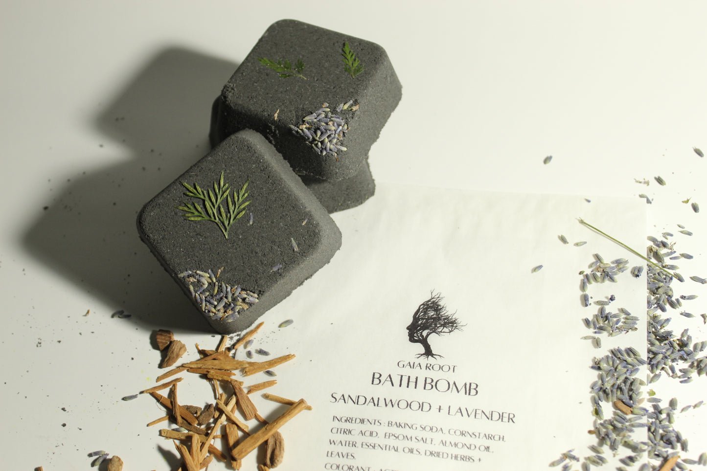 BATH BOMB SANDALWOOD + LAVENDER