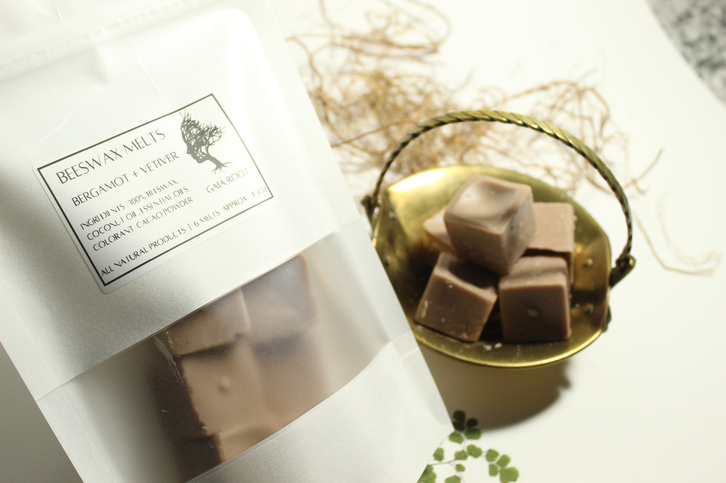 BEESWAX WAX MELTS BERGAMOT + VETIVER