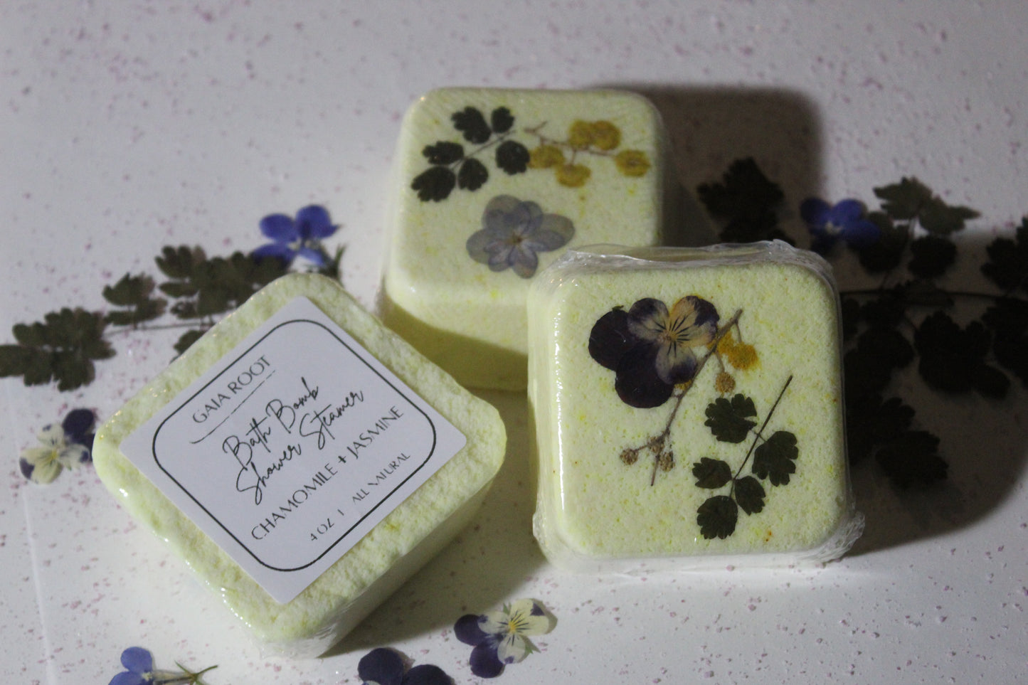 BATH BOMB CHAMOMILE + JASMINE