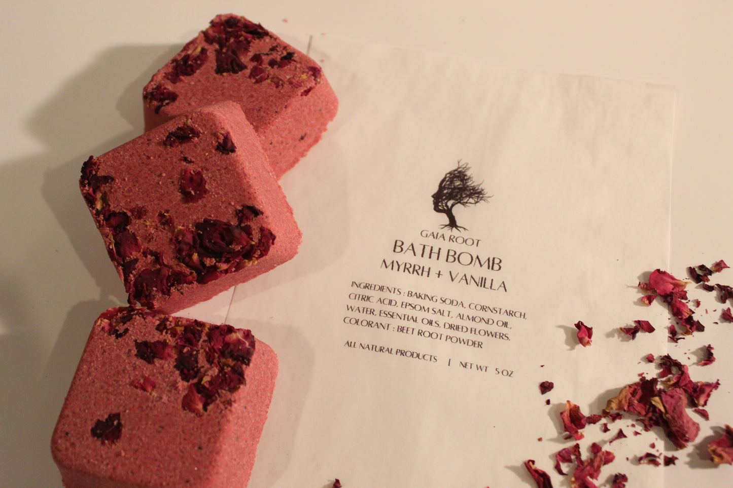 BATH BOMB  MYRRH + VANILLA